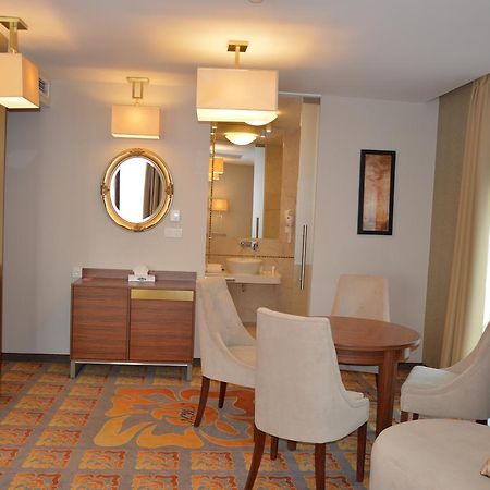 Hotel Via Baltica Lomza Bagian luar foto